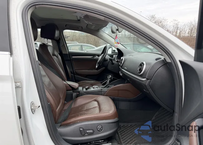 WAUEFGFF2F1131424: 44569949