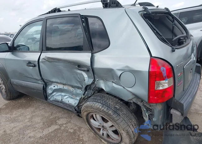 KM8JN12D96U352373: 44569959