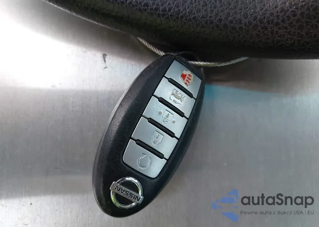 1N4AL3AP8HN330711: 44570045