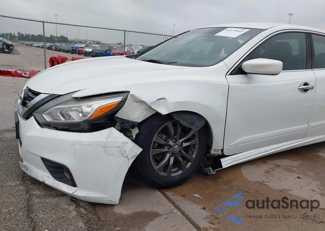 1N4AL3AP8HN330711: 44570045