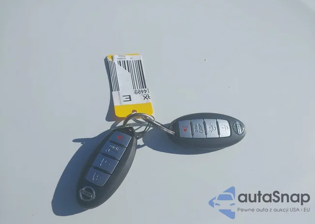 JN8AT2MV8GW144095: 44570097