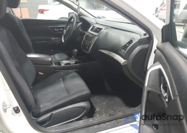 1N4AL3AP9HC476370: 44570118