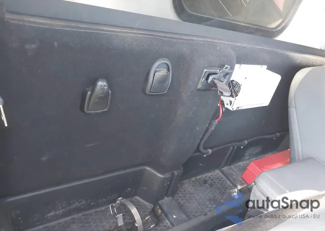 3C6LR5AT2HG771275: 44569119