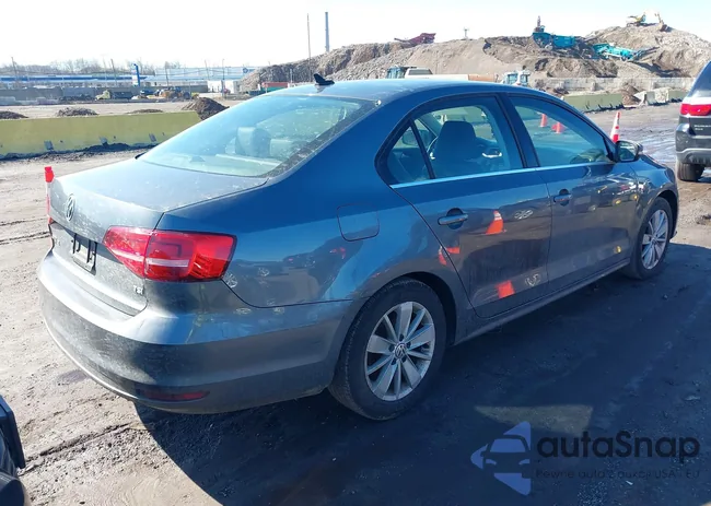 3VWD07AJ7FM313650: 44569201