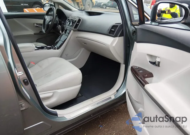 4T3ZA3BB3BU048949: 44569248