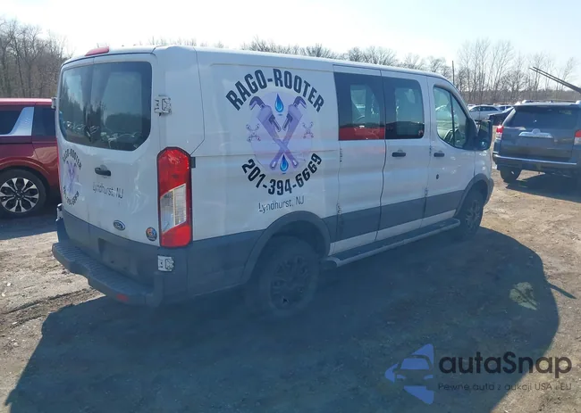 1FTNR1ZMXFKA46715: 44569289