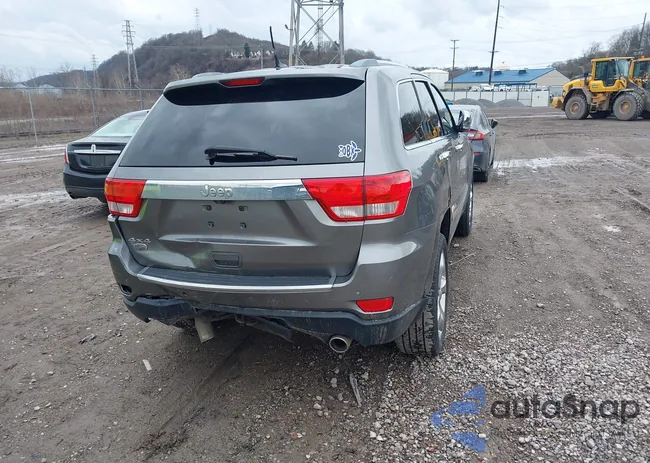 1C4RJFCTXCC212064: 44569404