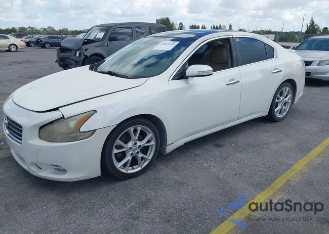 1N4AA51E59C844108: 44569454