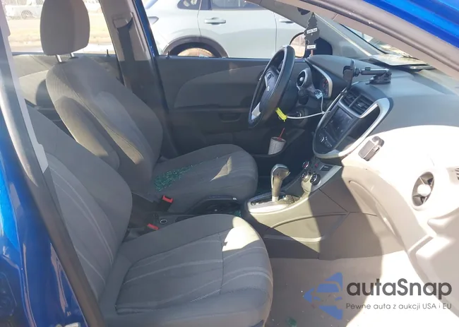 1G1JD5SB2L4107366: 44569461