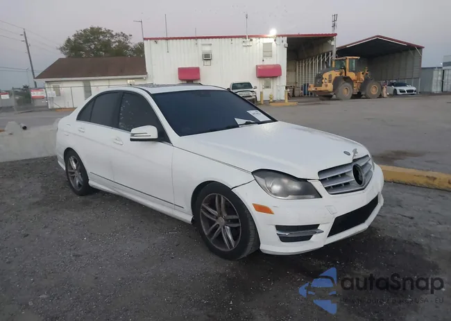 WDDGF4HBXDR278874: 44570521