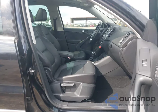 WVGAV7AX7CW524835: 44570525