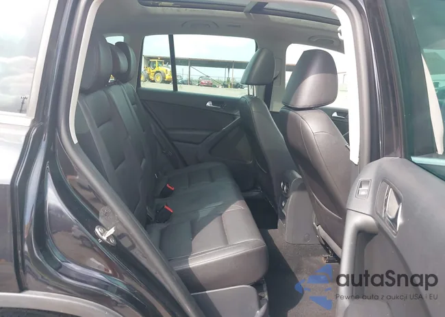 WVGAV7AX7CW524835: 44570525