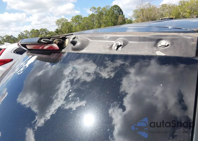 JM3TB28AX80163712: 44570532