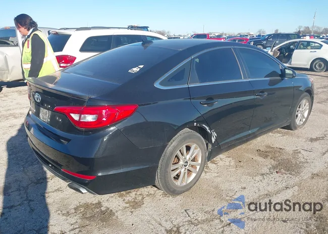 5NPE24AF3GH329086: 44570649