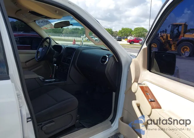 1FMEU6DE1AUA08617: 44570656