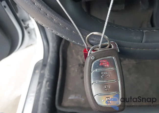 KMHC05LC3JU065639: 44570776