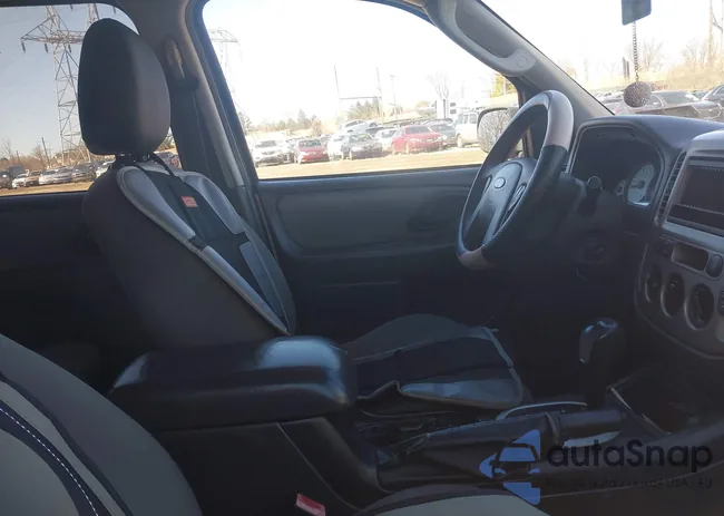 1FMYU03Z27KA62432: 44570882