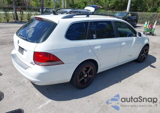 3VWPL7AJ4CM685494: 44570889