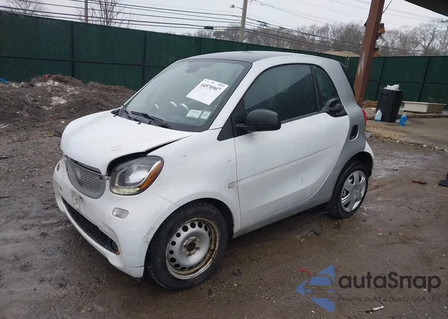 WMEFJ5DA0GK140072: 44570907