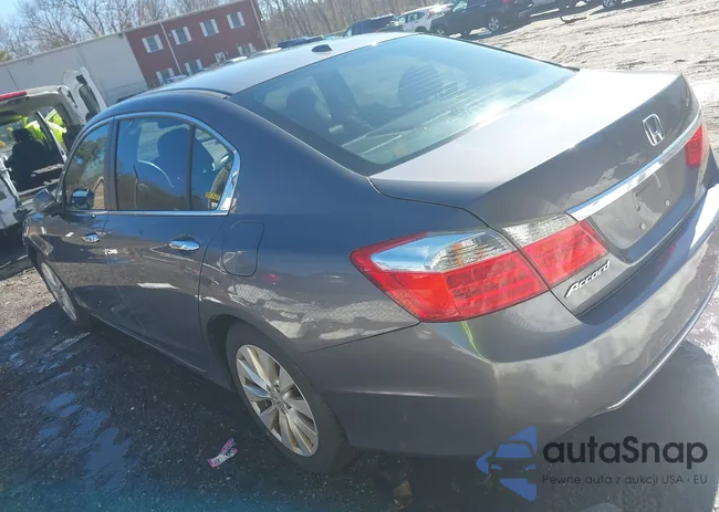 1HGCR2F85DA217430: 44570926