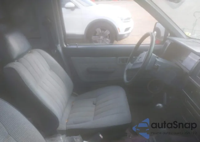 1N6ND16S2HC374352: 44570941