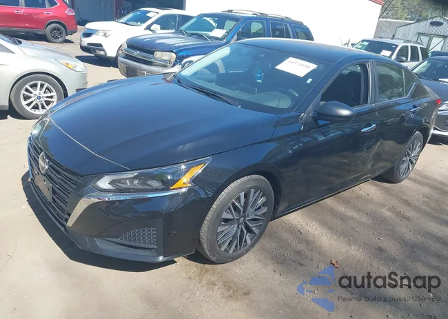 1N4BL4DV7RN390310: 44571050