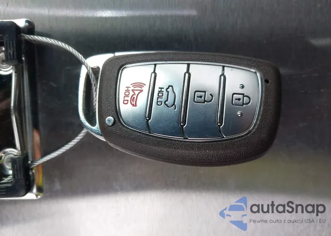 KMHC85LC3JU075094: 44570145