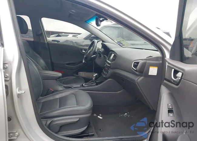 KMHC85LC3JU075094: 44570145