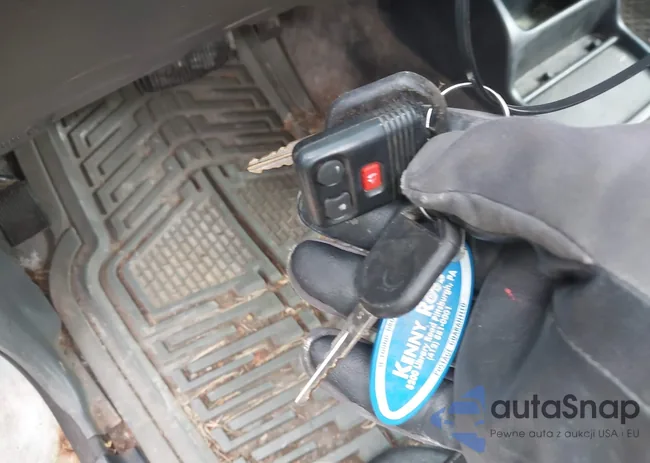 1FTZR15E74PB20740: 44570177