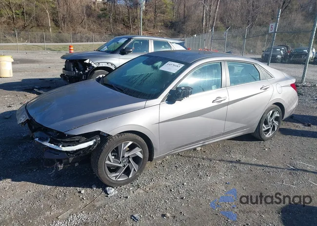 KMHLS4DGXSU933675: 44570183