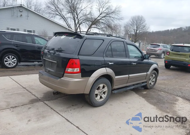 KNDJC733555460596: 44571545