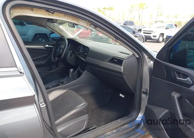 3VWC57BU3KM079670: 44571674