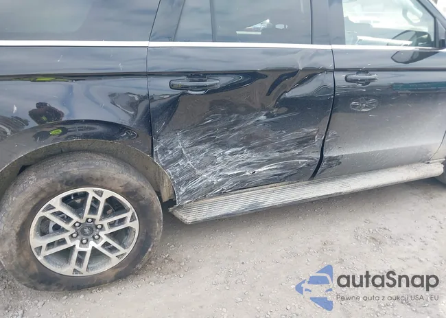 1FMJK1H80SEA17526: 44571680