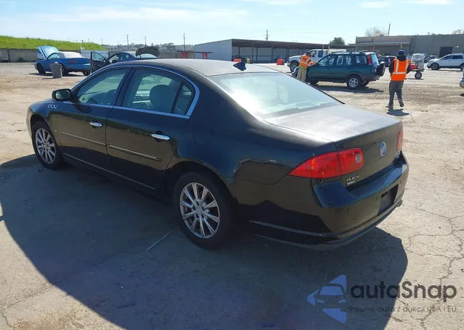 1G4HC5EM6BU136305: 44571777