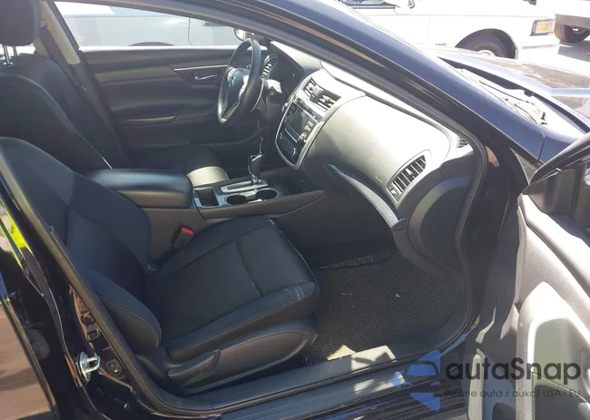 1N4AL3AP5JC102568: 44571813