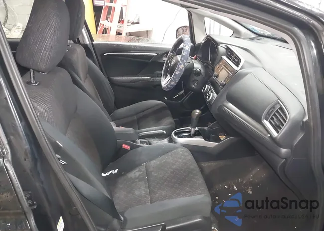 3HGGK5H53FM736976: 44572020