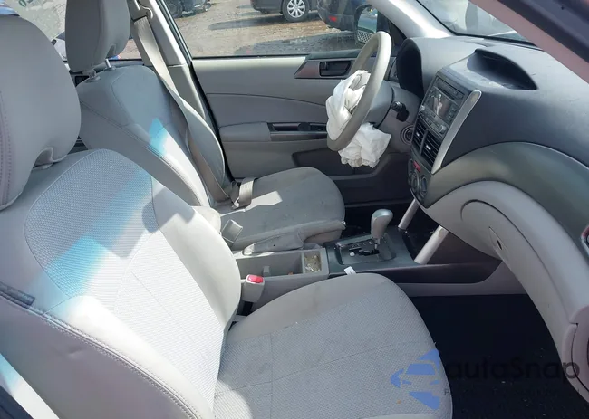 JF2SHABC2BH769975: 44571126