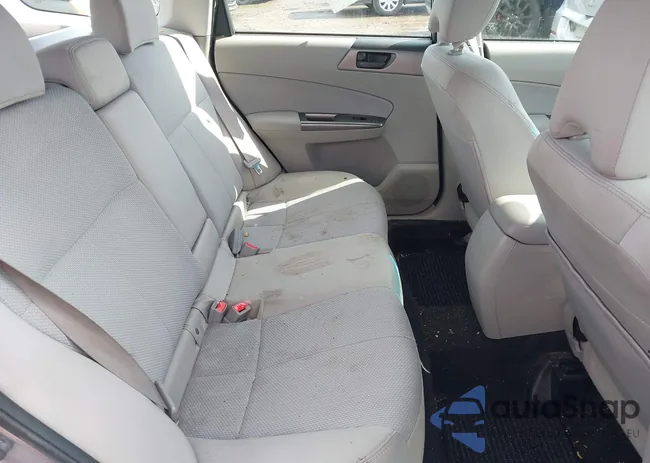 JF2SHABC2BH769975: 44571126