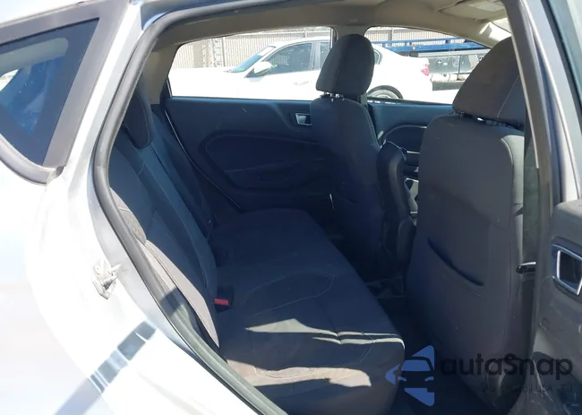 3FADP4EJ0FM127137: 44571338