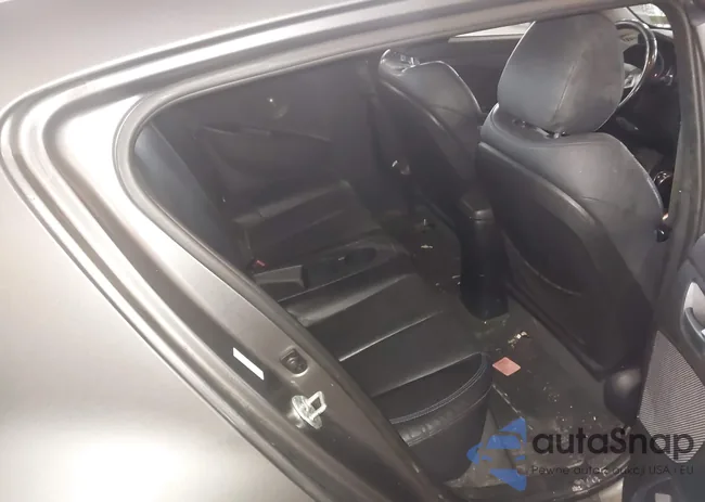 KMHTC6AE1DU167415: 44571337