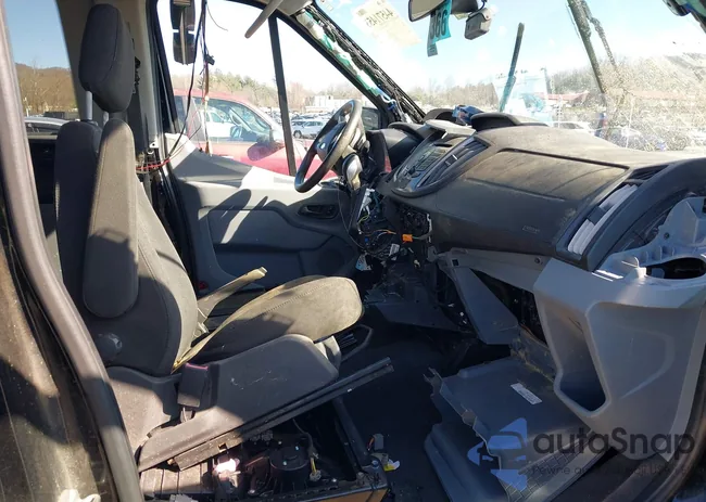 1FBAX2CG2HKA72990: 44571455