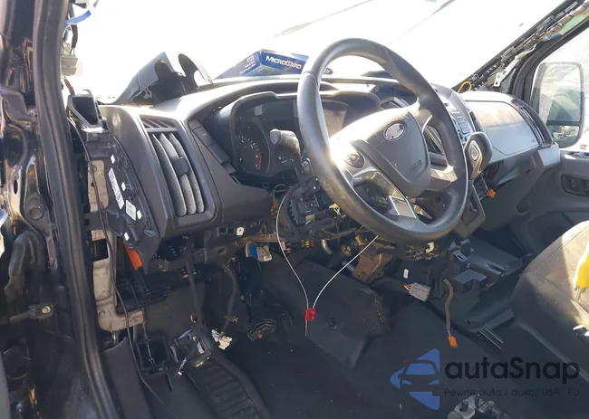 1FBAX2CG2HKA72990: 44571455