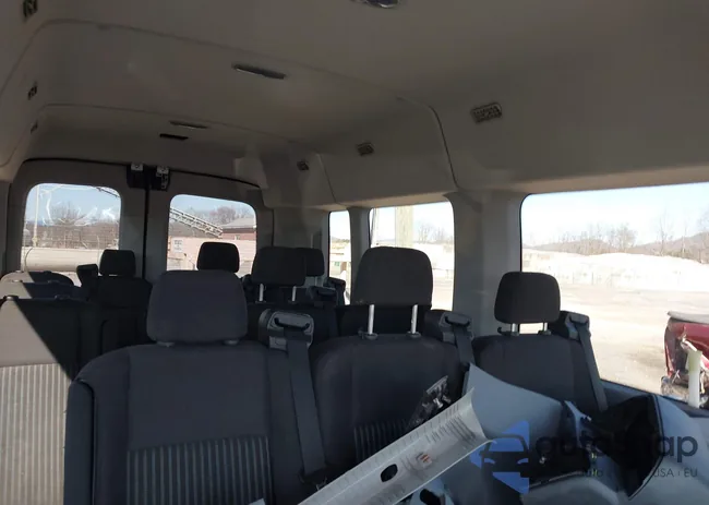 1FBAX2CG2HKA72990: 44571455