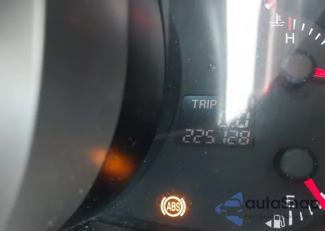 JM3ER2W52A0313165: 44572629