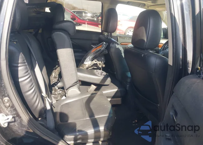 JA4AD3A32EZ002977: 44572678