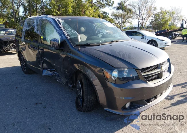 2C4RDGEG6JR324300: 44572711