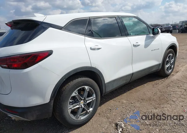 3GNKBHR40SS247786: 44572714