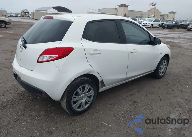 JM1DE1KY4C0150855: 44572769