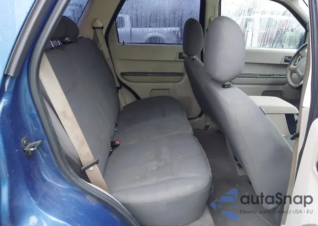 1FMCU02Z38KB09111: 44572985