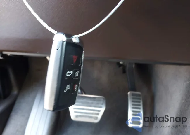 SALWR2SE8LA876777: 44572210